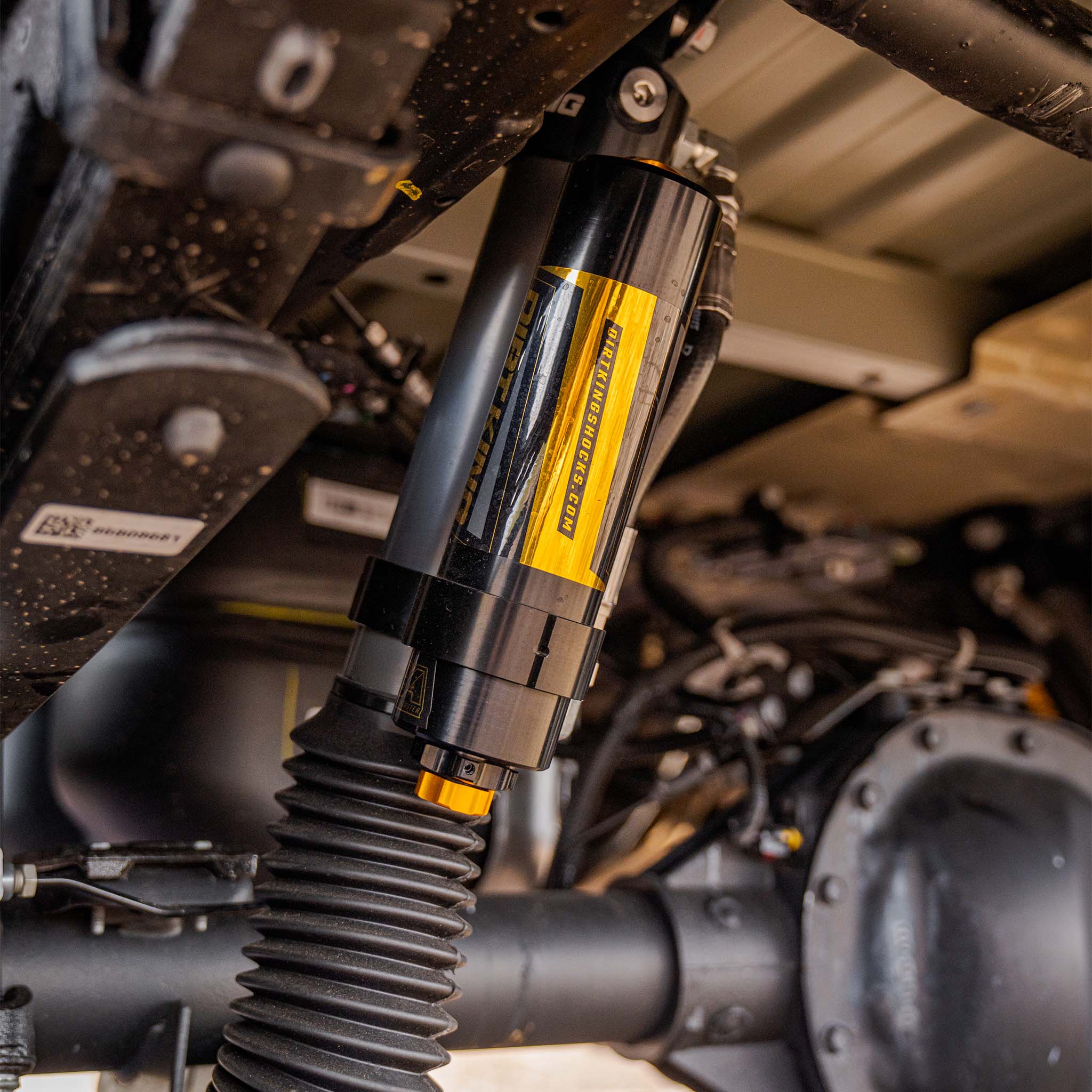 2.5 Smooth Body Shocks | DCA Piggyback Reservoir