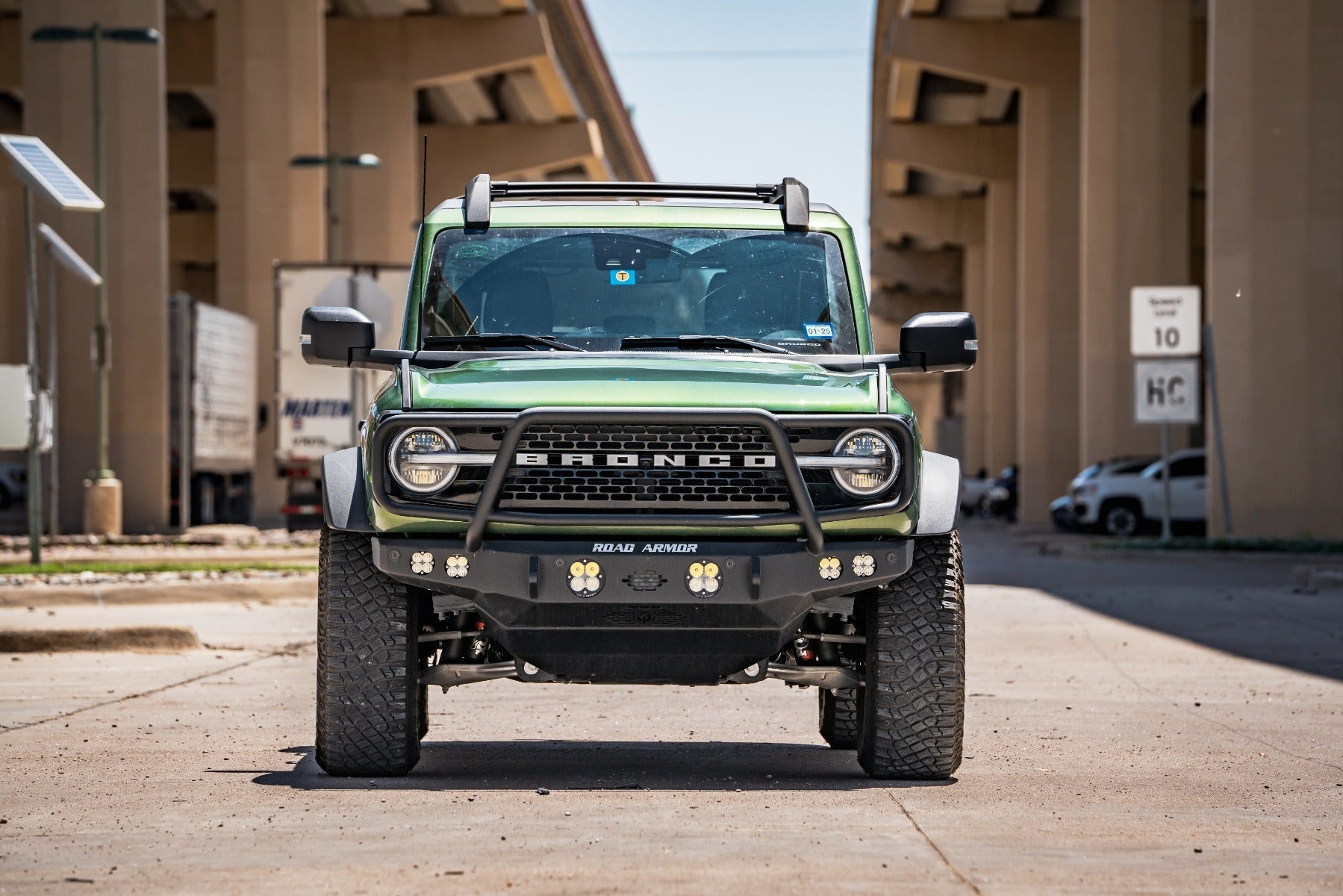 Stealth Front Mid Width Non-Winch Bumper Lonestar Guard - Texture Black 2021-2025 Ford Bronco
