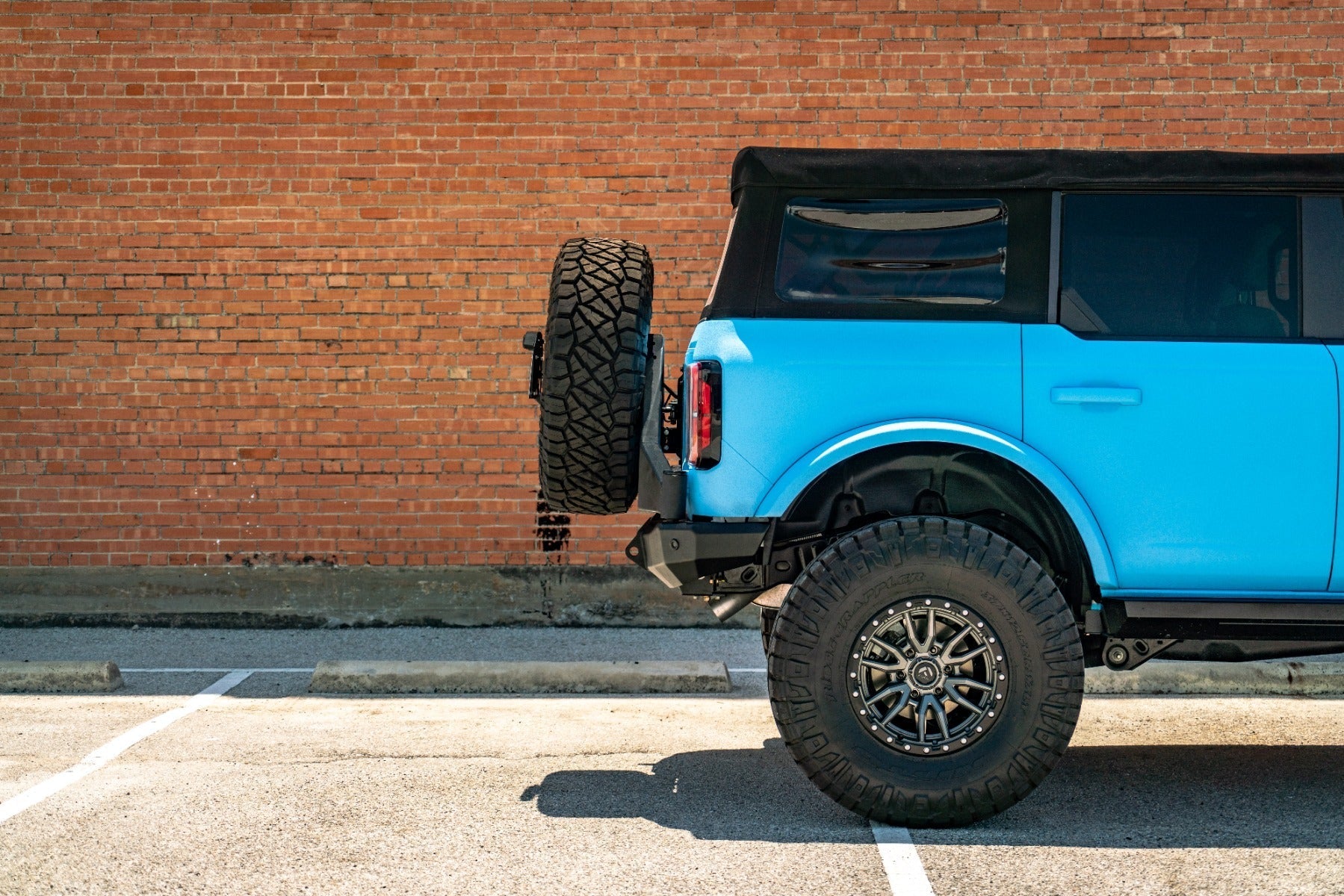 Stealth Rear Non-Winch Bumper | Tire Carrier - Texture Black 2021-2025 Ford Bronco
