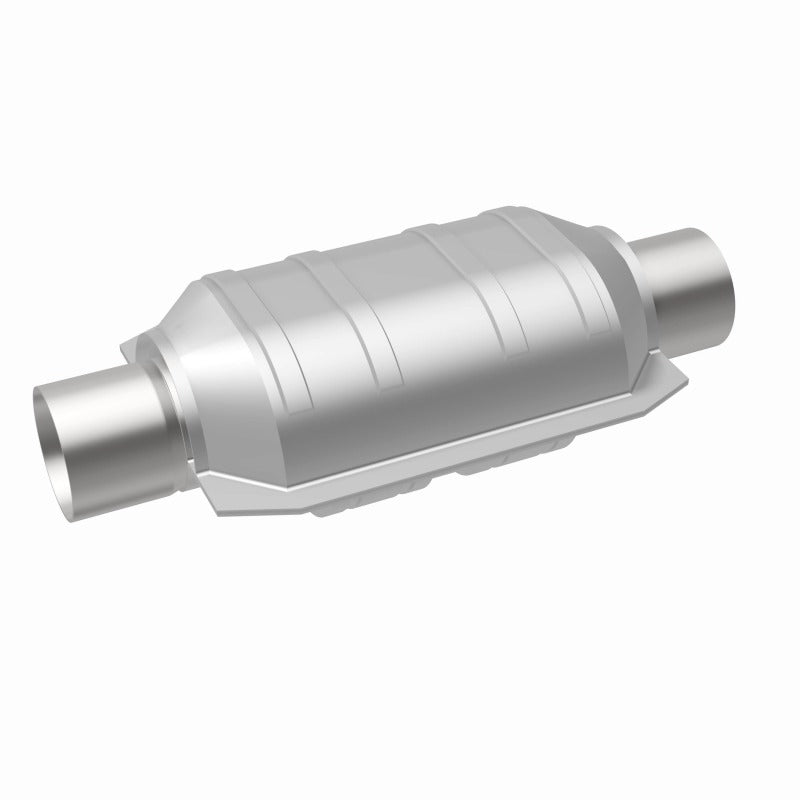MagnaFlow Universal Catalytic Converter 2.5inch Inlet/Outlet Center/Center Oval (California OBDII)