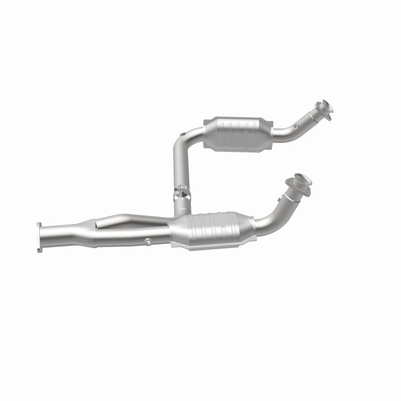 MagnaFlow Direct Fit Catalytic Converter 00-01Tahoe/Yukon V8 5.7L