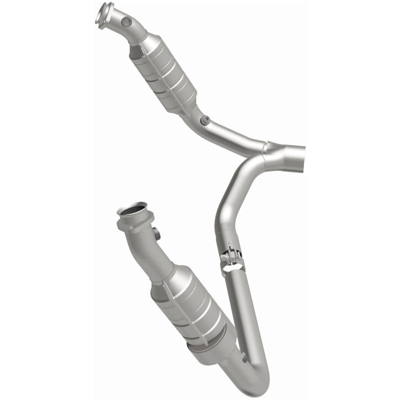 MagnaFlow Direct Fit Catalytic Converter 2006 Dodge RAM 1500 Pickup 5.7L Solid Front Axle