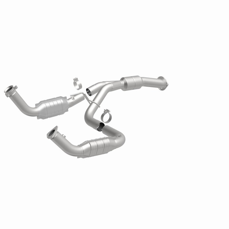 MagnaFlow Direct Fit Catalytic Converter 11-13 Chev Silverado 2500 HD/3500 HD 6.0L