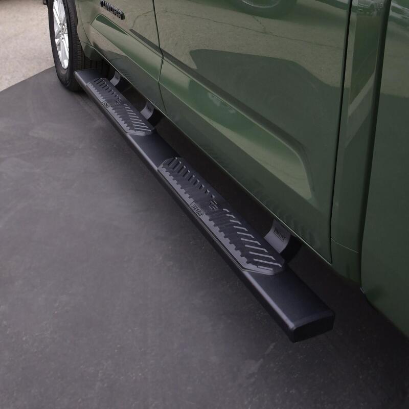 Westin 2022-2026 Toyota Tundra CrewMax R5 Nerf Step Bars - Black
