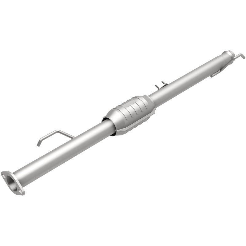 MagnaFlow Direct Fit Catalytic Converter 00-04 Tundra 3.4L rear OEM