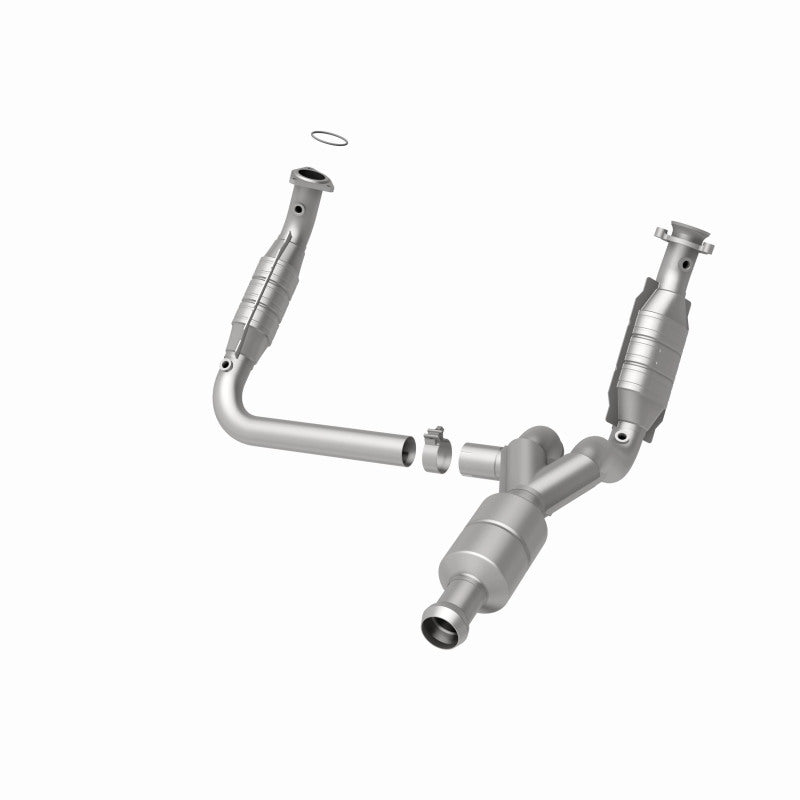 MagnaFlow Direct Fit Catalytic Converter 10-13 GMC Sierra 1500 V6 4.3L