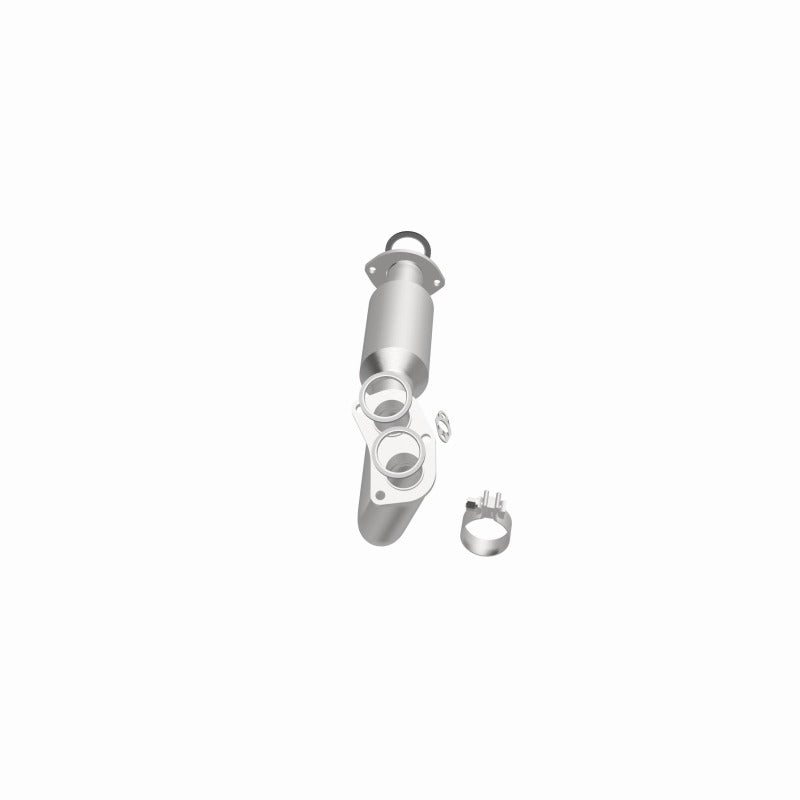 MagnaFlow Direct Fit Catalytic Converter California Grade 96-98 Toyota 4Runner 2.7L
