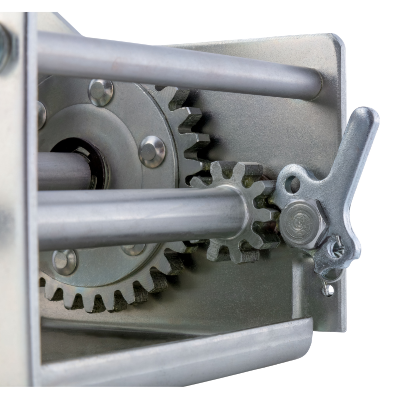 CURT Hand-Crank 2-Speed Winch, 3,800 lbs, 15.8:1 Low Gear Ratio, 9.6" Handle Model 29538