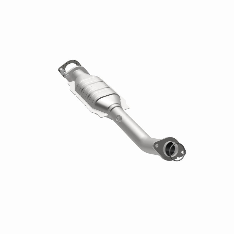 MagnaFlow Direct Fit Catalytic Converter 07 Titan 5.6L D/S rr OEM