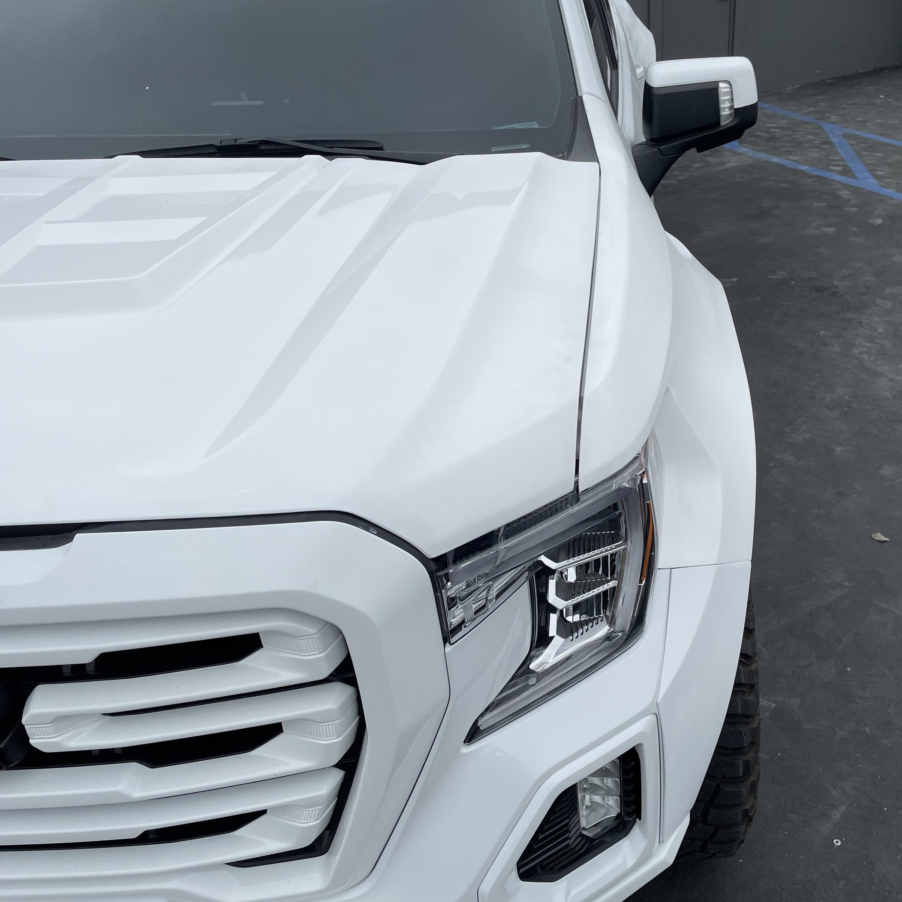 2019-2025 GMC Sierra fenders showcasing a sleek design and durable construction for enhanced offroad performance.