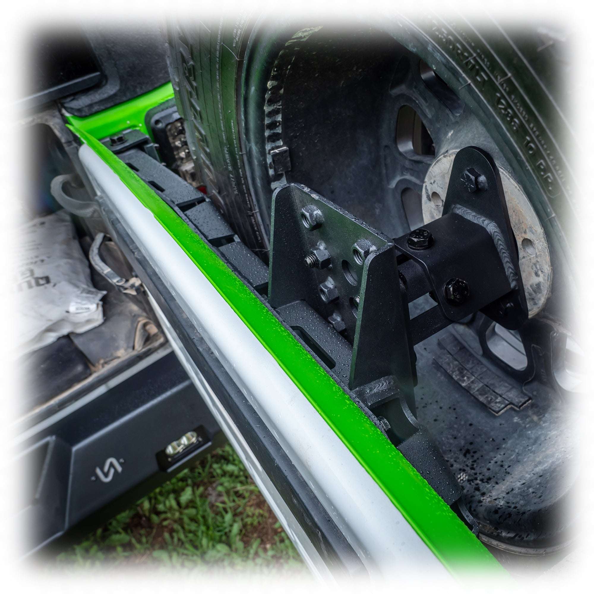 Tire Carrier and Tailgate Reinforcement for Jeep Wrangler JK