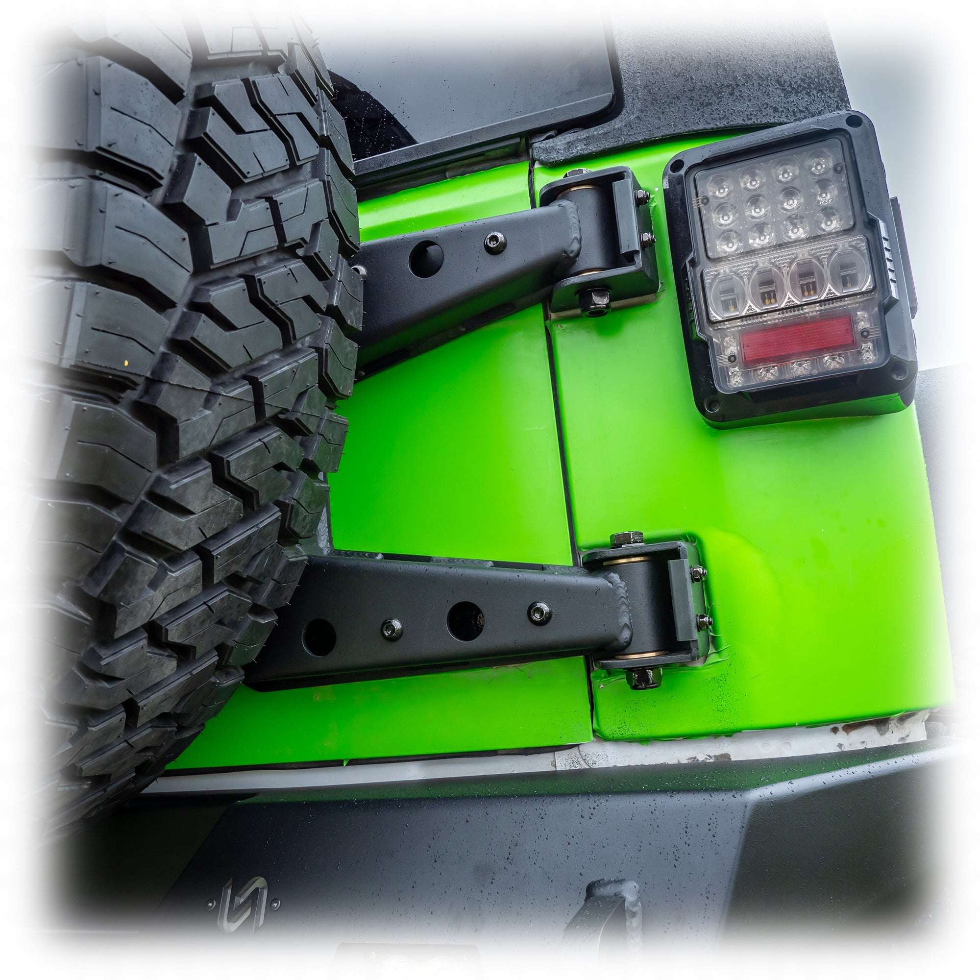 Tire Carrier and Tailgate Reinforcement for Jeep Wrangler JK