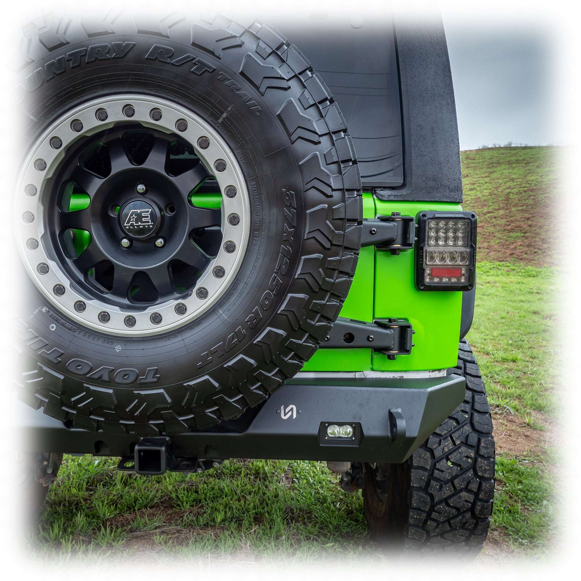 Tire Carrier and Tailgate Reinforcement for Jeep Wrangler JK
