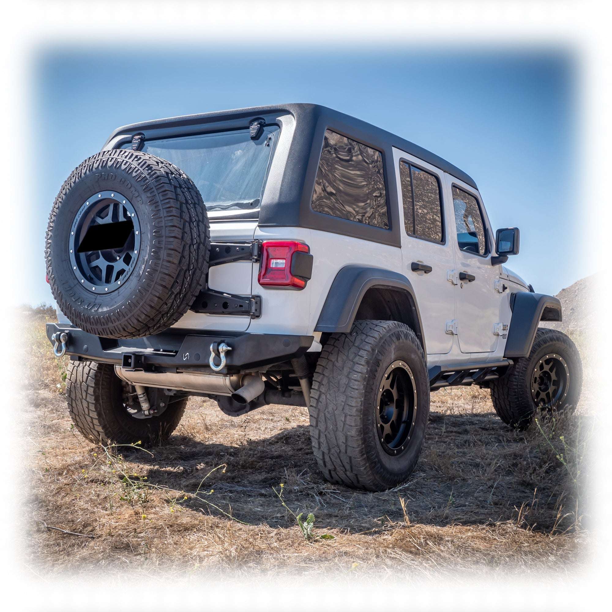 Rear Bumper with Hitch Receiver for Jeep Wrangler JL