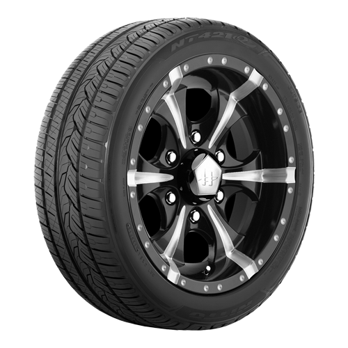 NT421Q 235/55R20 105W XL 30.1