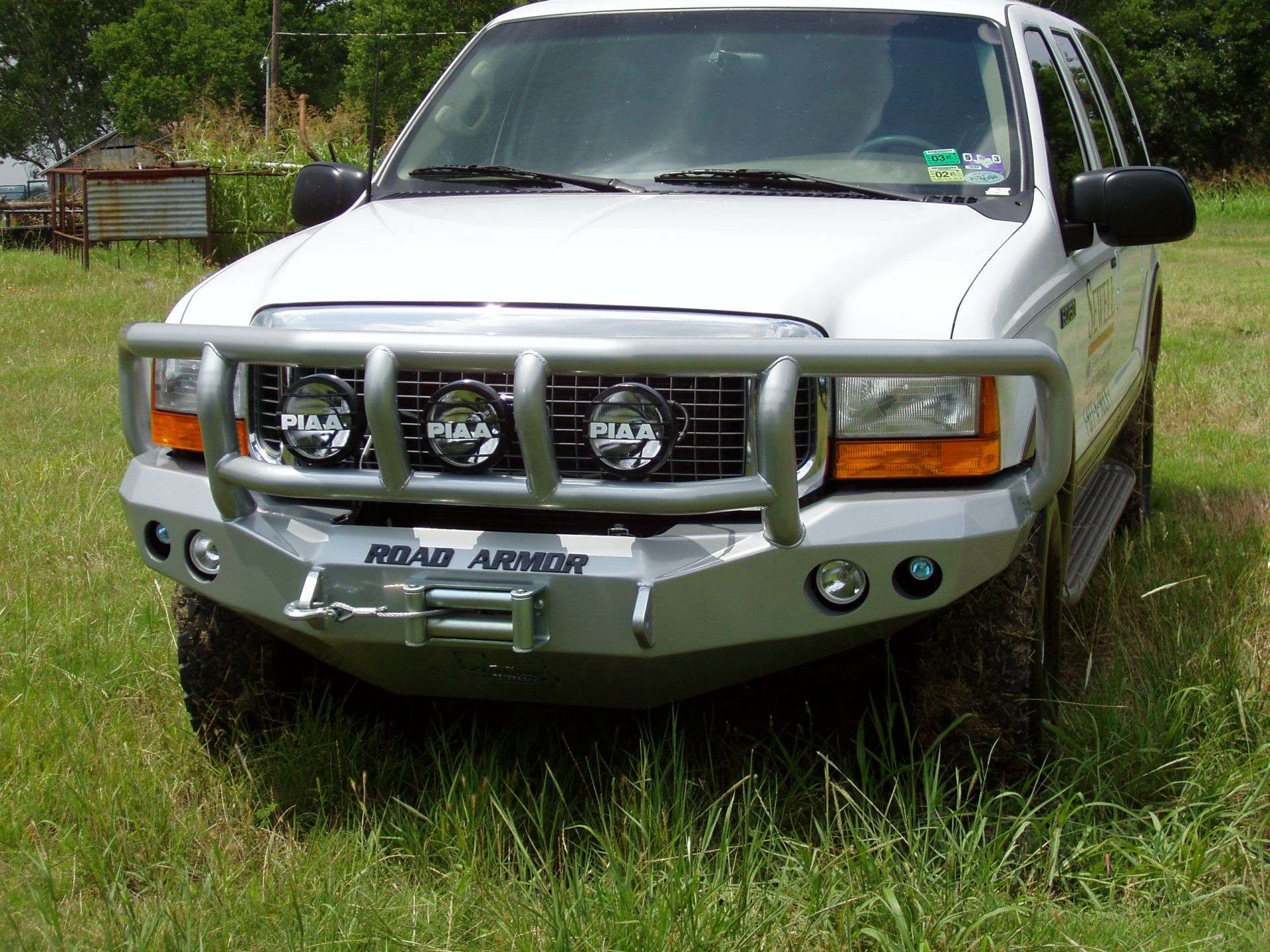 Stealth Front Winch Bumper Titan II Guard | Round Holes - Texture Black 1999-2004 Ford F-250 F-350 F-450 Excursion