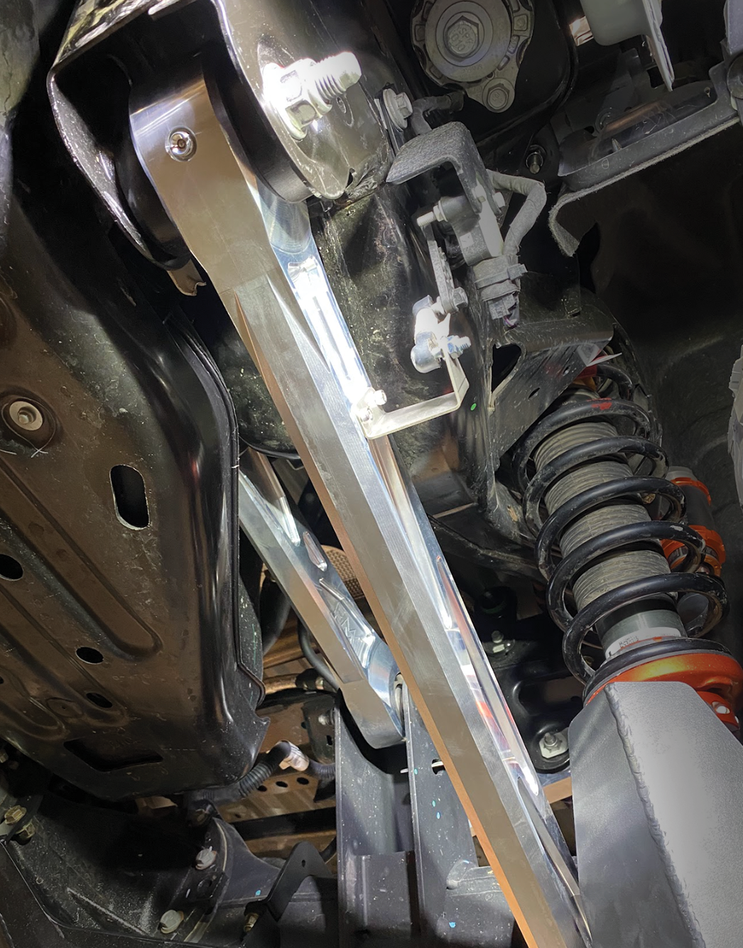 2024 Ranger Raptor rear lower billet aluminum suspension arms featuring Ultra-Flex joints for enhanced offroad performance.