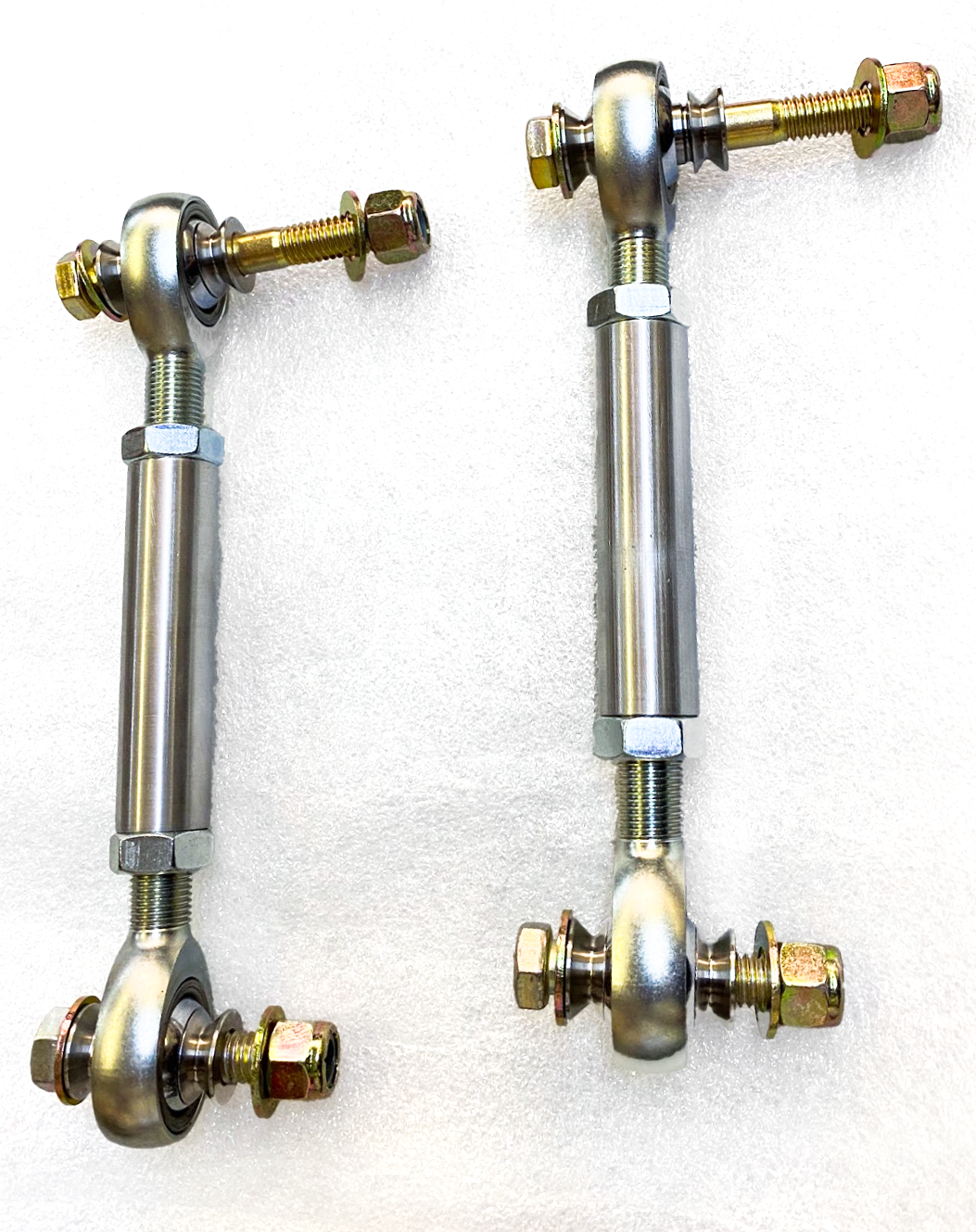 2024+ Ranger Raptor sway bar links designed for stock sway bar and fabricated arms, featuring durable metal construction.