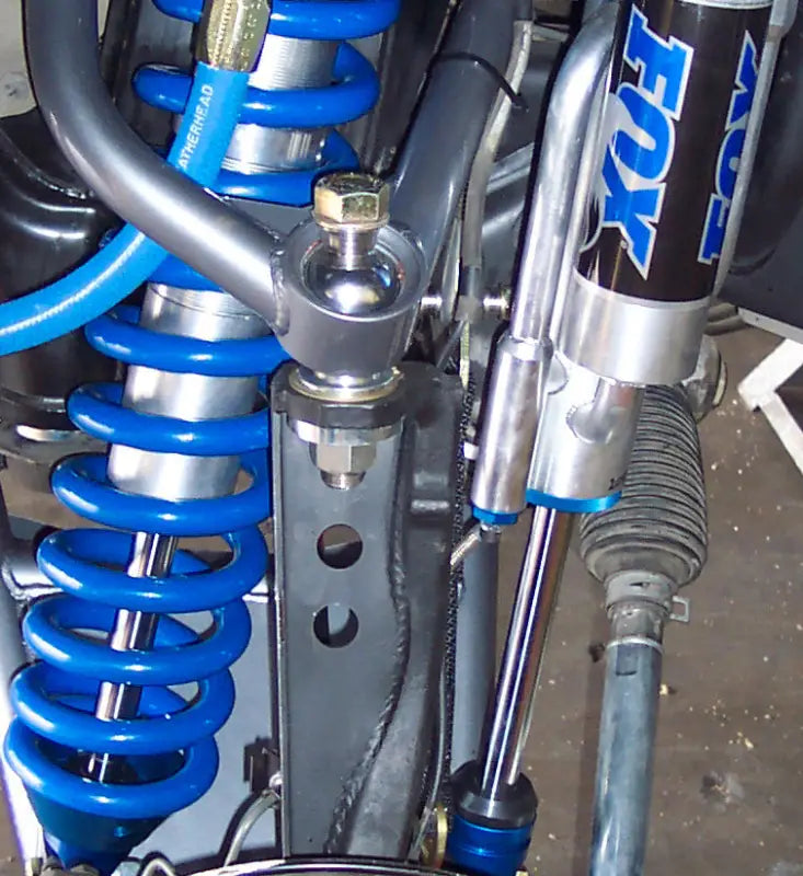 SPINDLE GUSSETS FOR 1ST GEN SEQUOIA (01-07)
