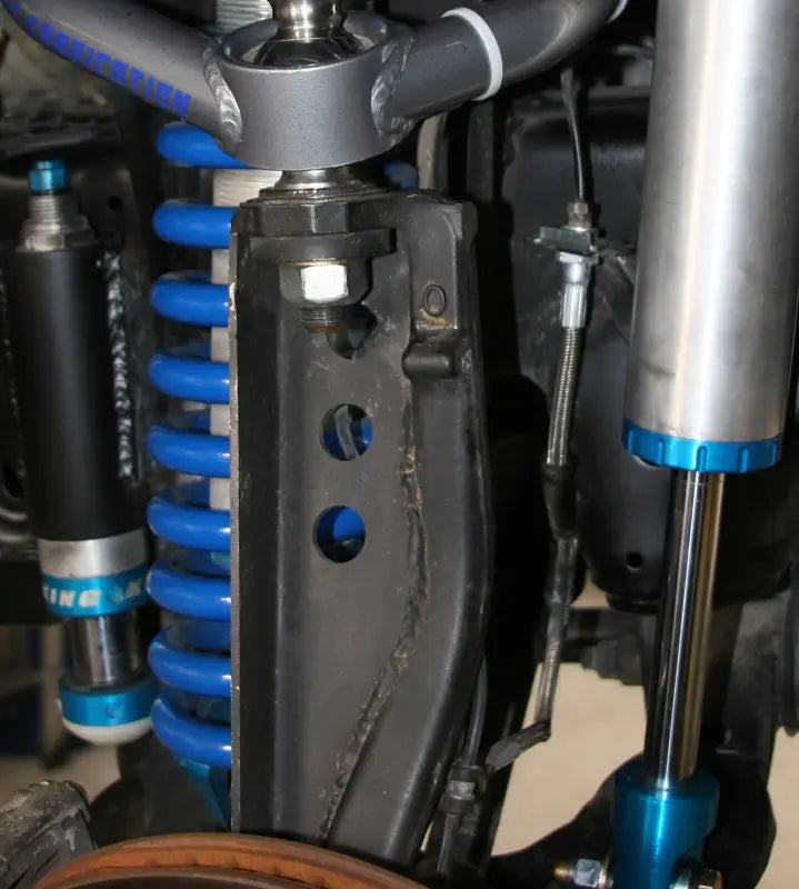 SPINDLE GUSSETS FOR 1ST GEN SEQUOIA (01-07)