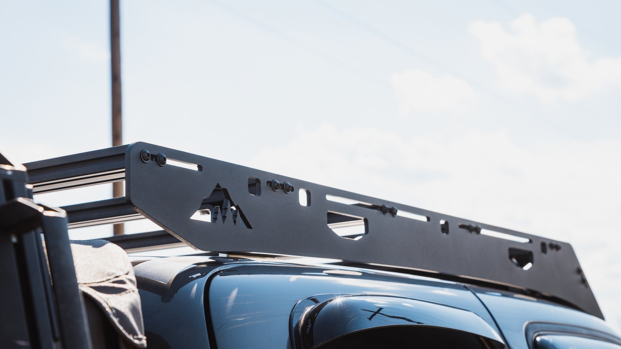 The Ursa Minor (2000-2006 Tundra Access Cab Roof Rack) - Sherpa Equipment Company